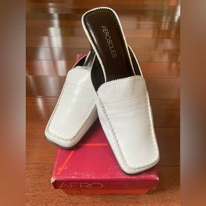 NIB Aerosoles White Leather Heeled Mule Size 5 1/2